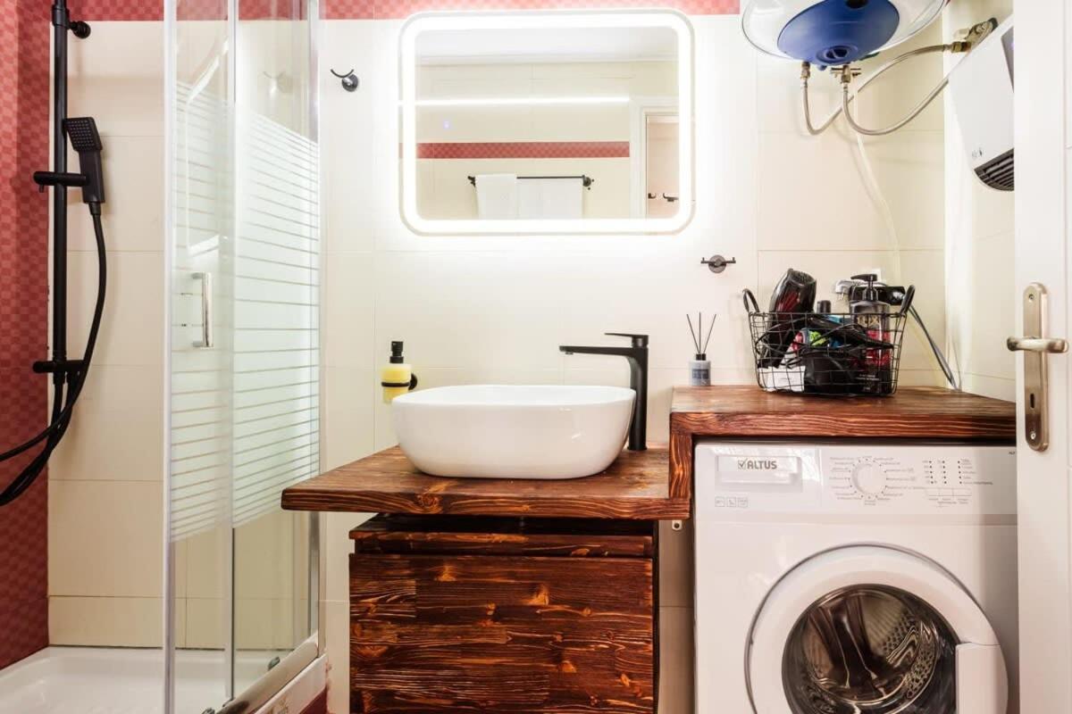 Kalamata Lime Studio - Cozy Gem With Private Parking Exterior photo